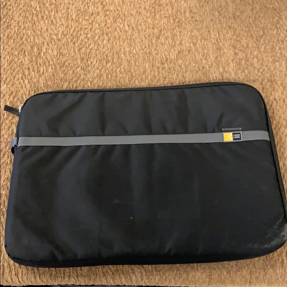 Case Logic Laptop Case